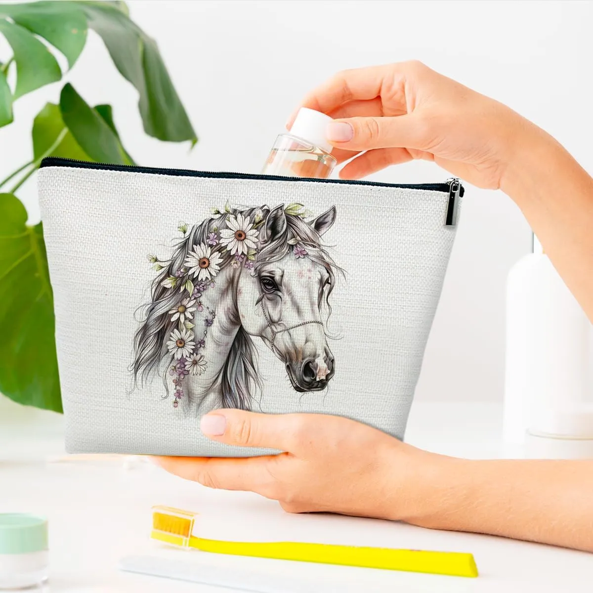 Daisy Horse Makeup Bag, Floral Cosmetic Bag for Purse, Horse Lovers Gifts for Women, Besties, Daughter, Best Friends, Cowgirl Stuff